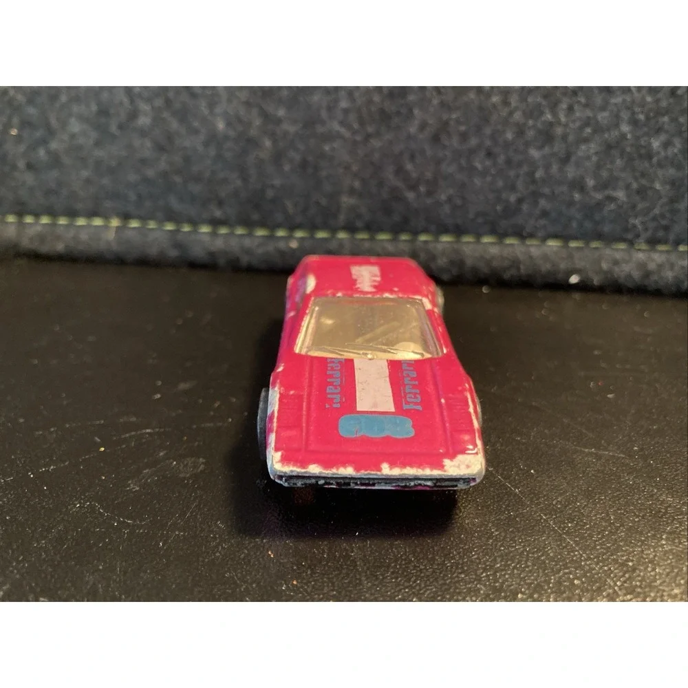 1977 HOT WHEELS MINIATURE MINI FERRARI DIECAST TOY CAR PINK 1 7/8